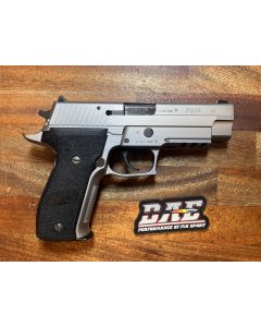 Sig-Sauer P226 SL SO BT 9x19 R18471 PRIS 14500 Kr